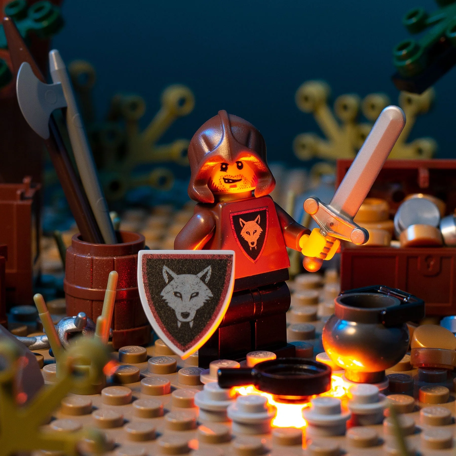 Castle Wolfpack Bandit (Sword) Minifig made using LEGO parts - B3 Customs - Image 2