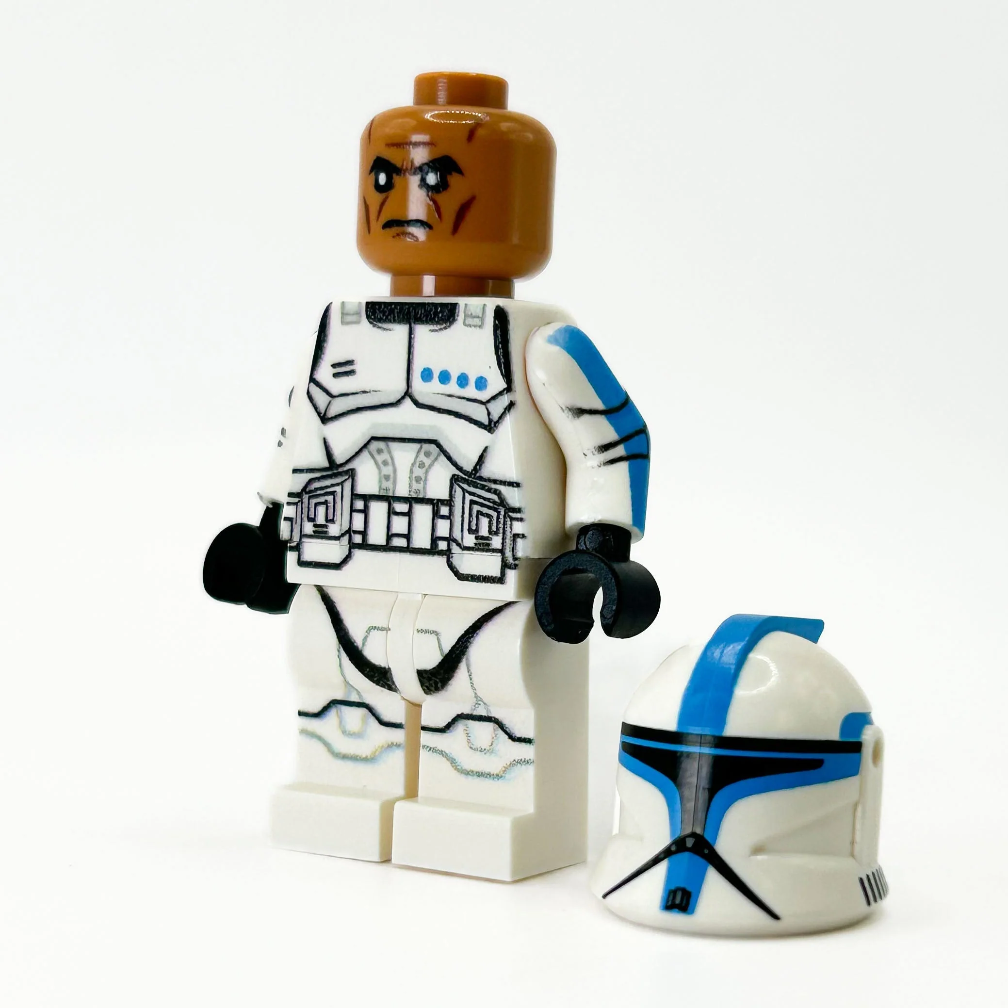 Custom Lieutenant Clone Trooper (Dark Azure, Phase 1) Minifig  - B3 Customs - Image 3