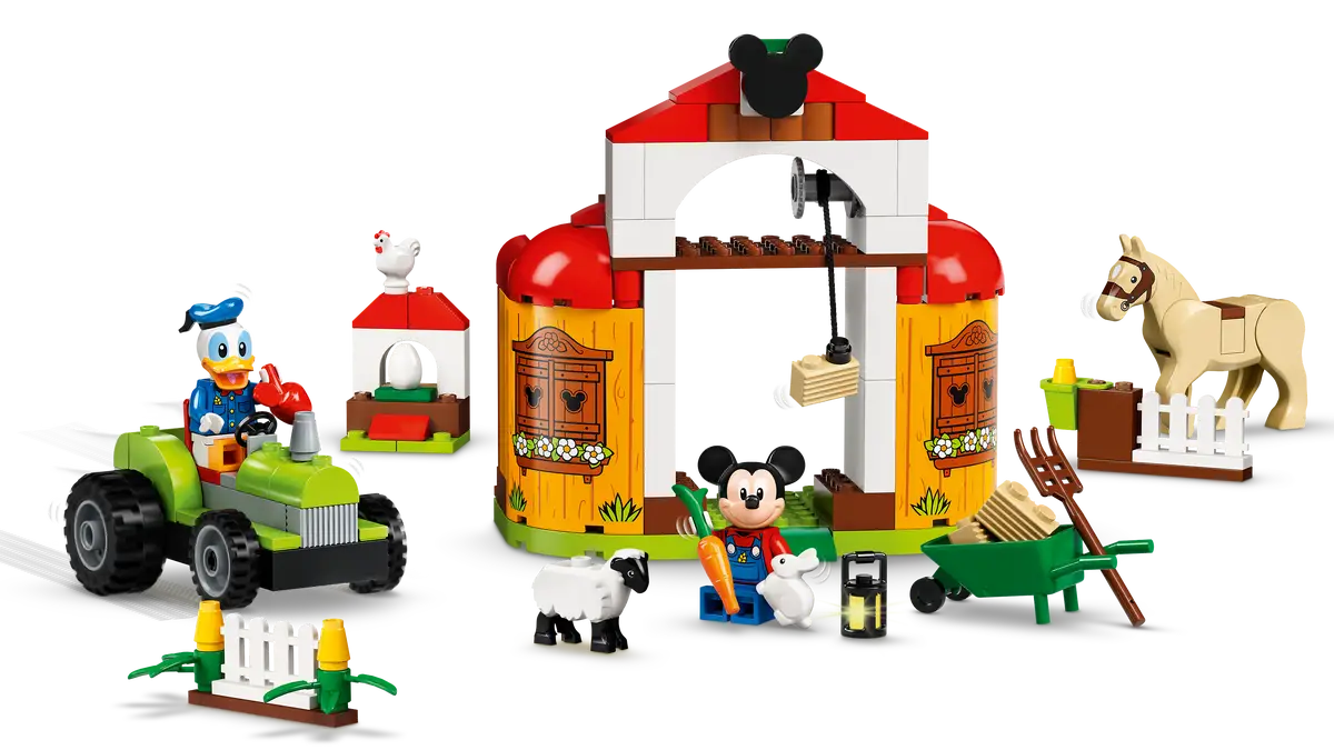 LEGO Disney Mickey Mouse & Donald Duck's Farm Set (10775) - Image 2