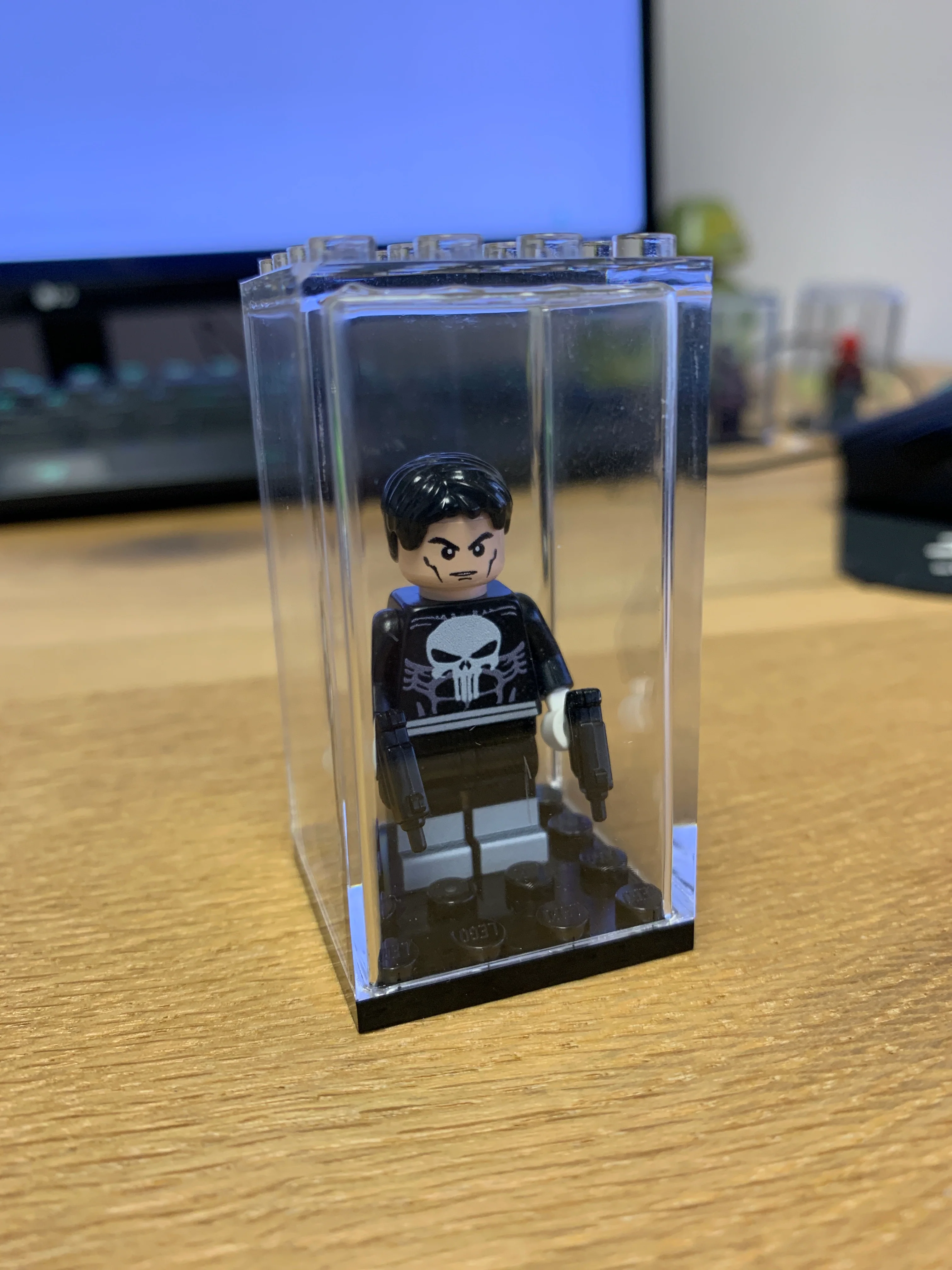 LEGO Minifigure Display Case (Small, 4x4) - Image 2