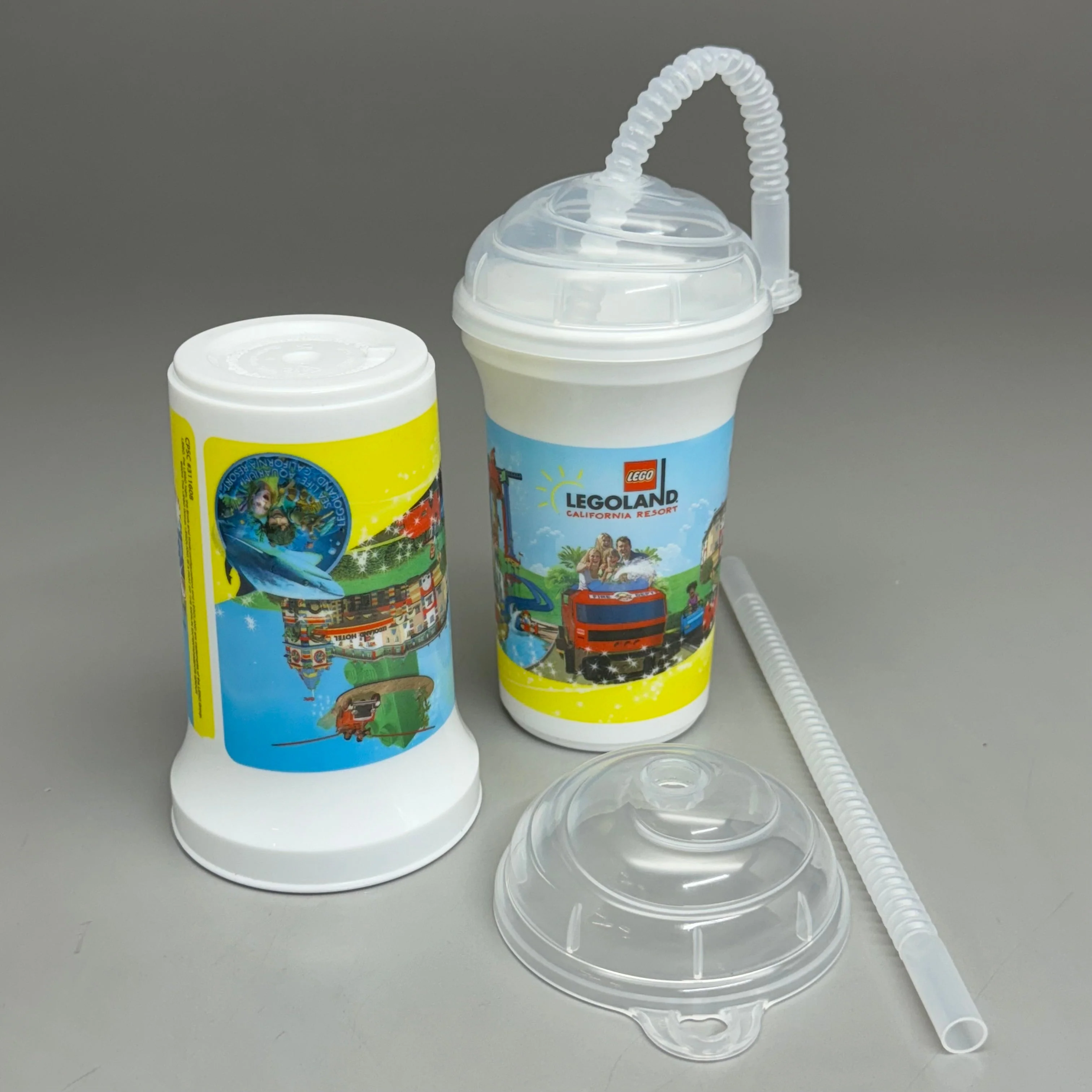 LEGOLAND California Resort (30-PACK) Plastic Cup w/ Lid & Straw 10 oz AUTHENTIC! - Image 2
